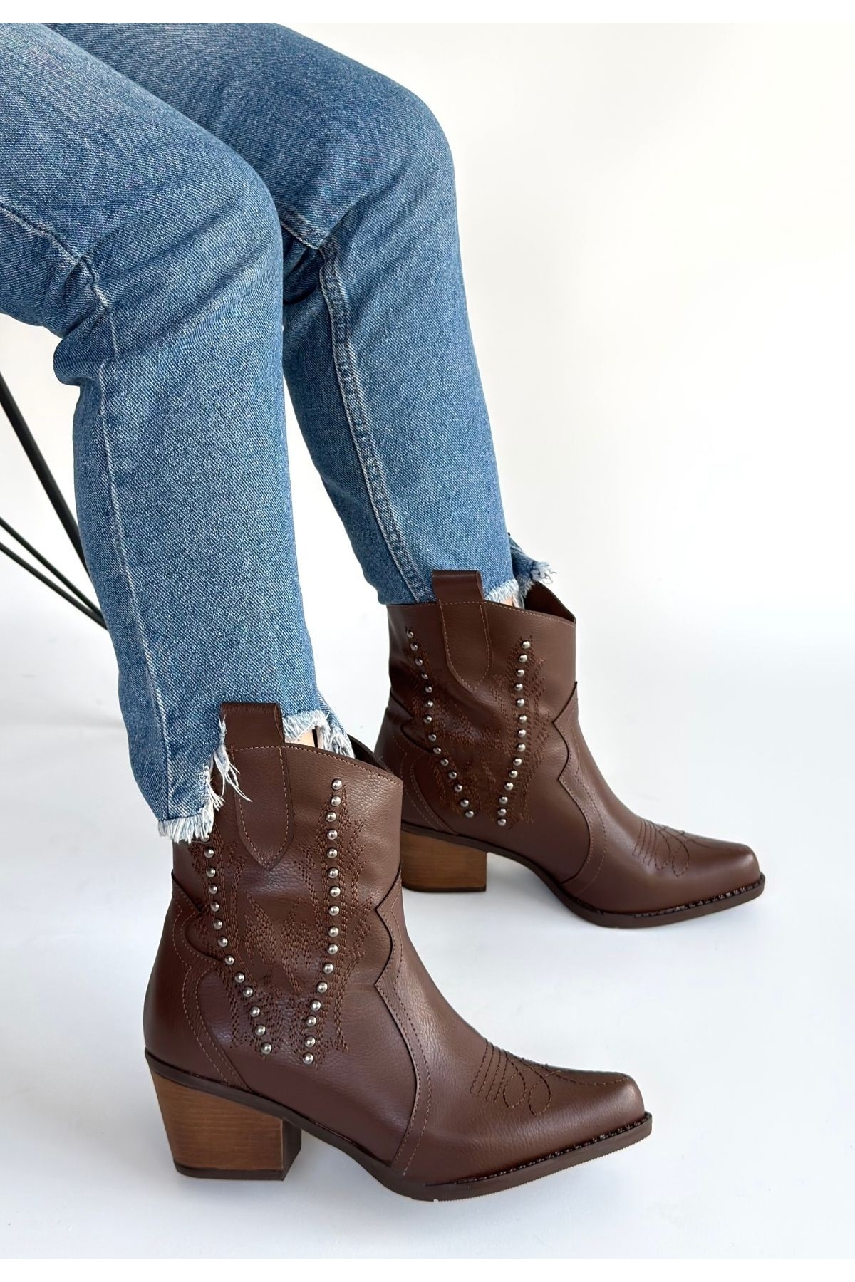 Kahve Kadın Topuklu Bot - Görsel 4
