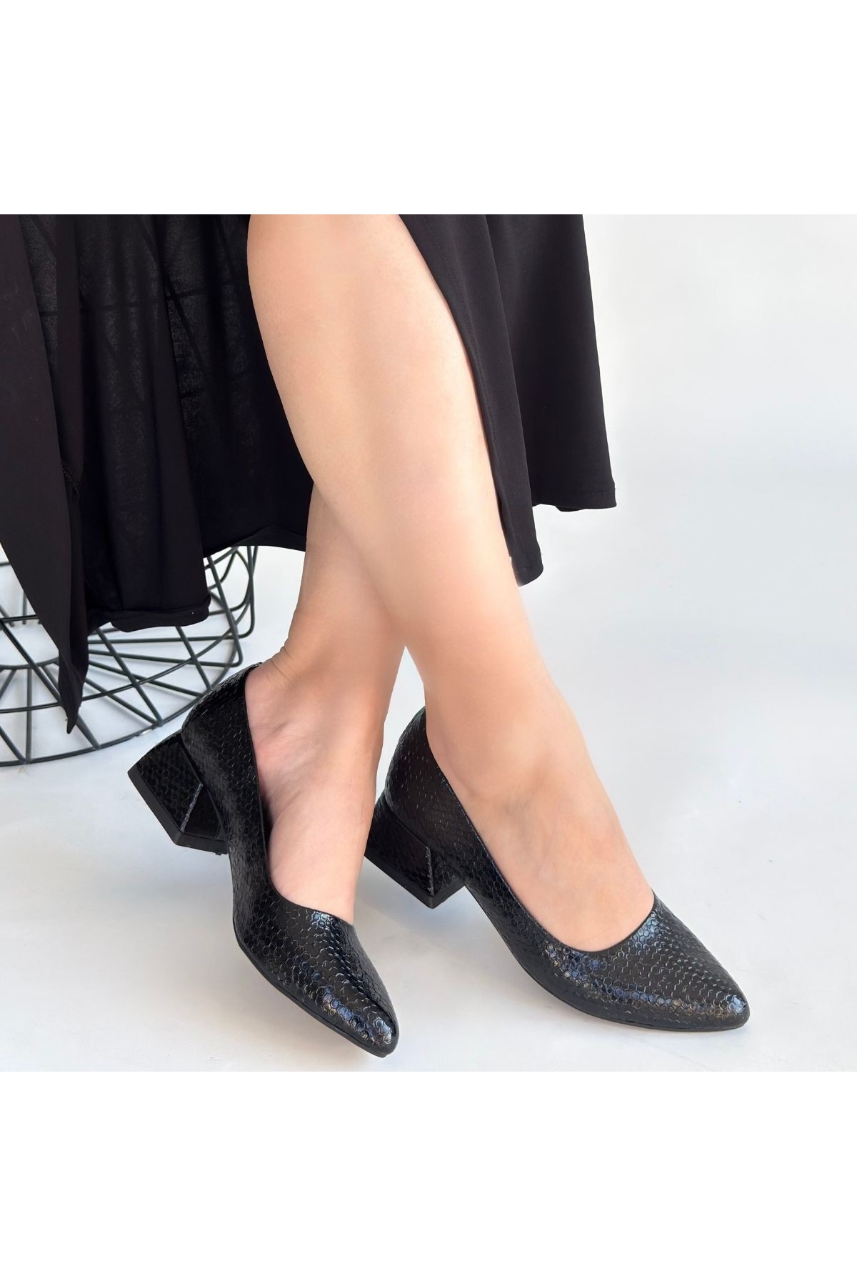 Pabucmarketi Pabucmarketi Siyah Rugan Baskılı Kadın Topuklu Ayakkabı | Flo Siyah - 5. görsel