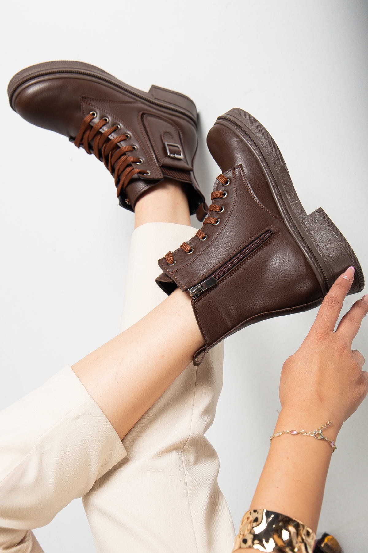 D1780 Soğuk Geçirmez Kışlık Kadın Bot &amp; Bootie - Görsel 2