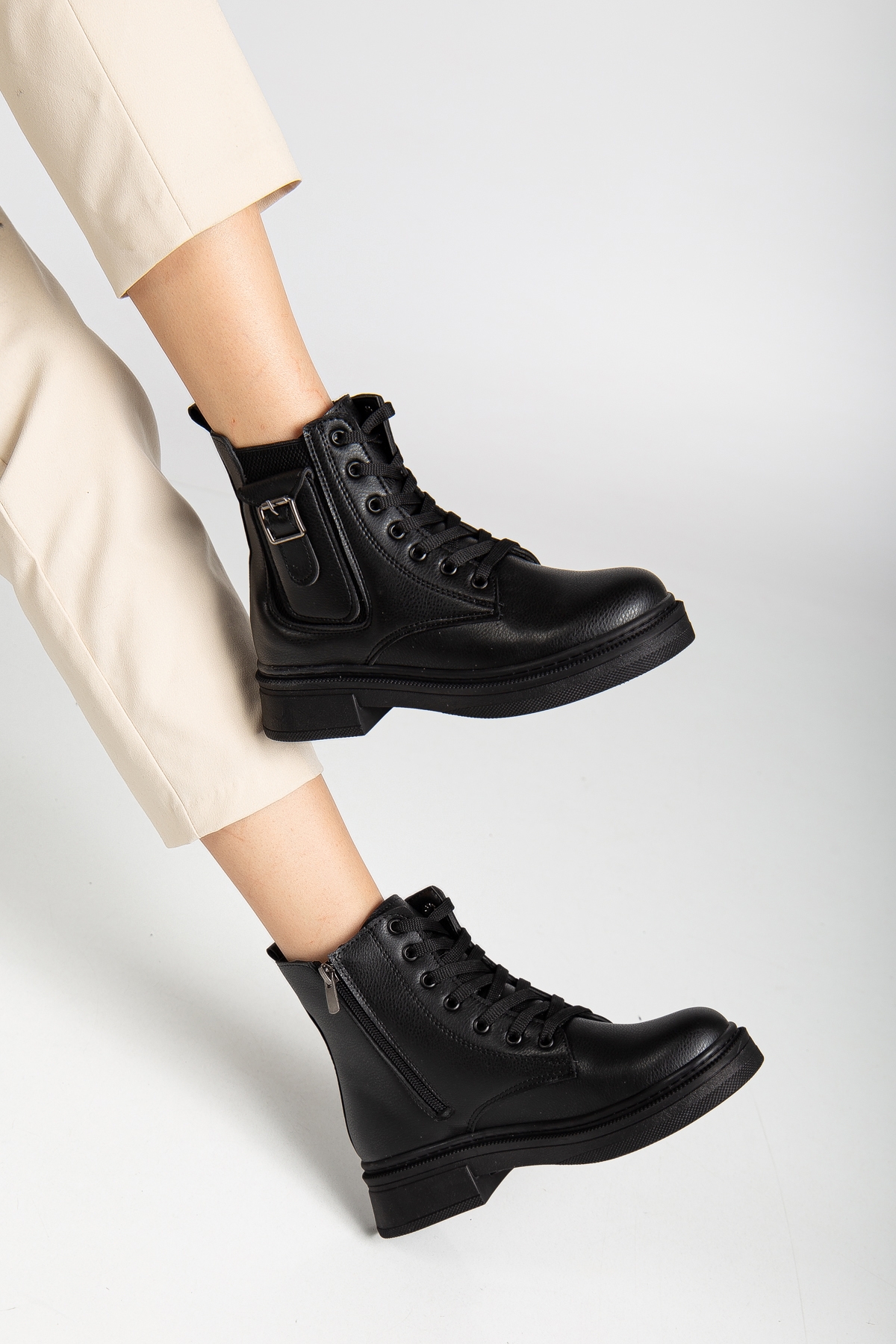 D1780 Soğuk Geçirmez Kışlık Kadın Bot &amp; Bootie - Görsel 5