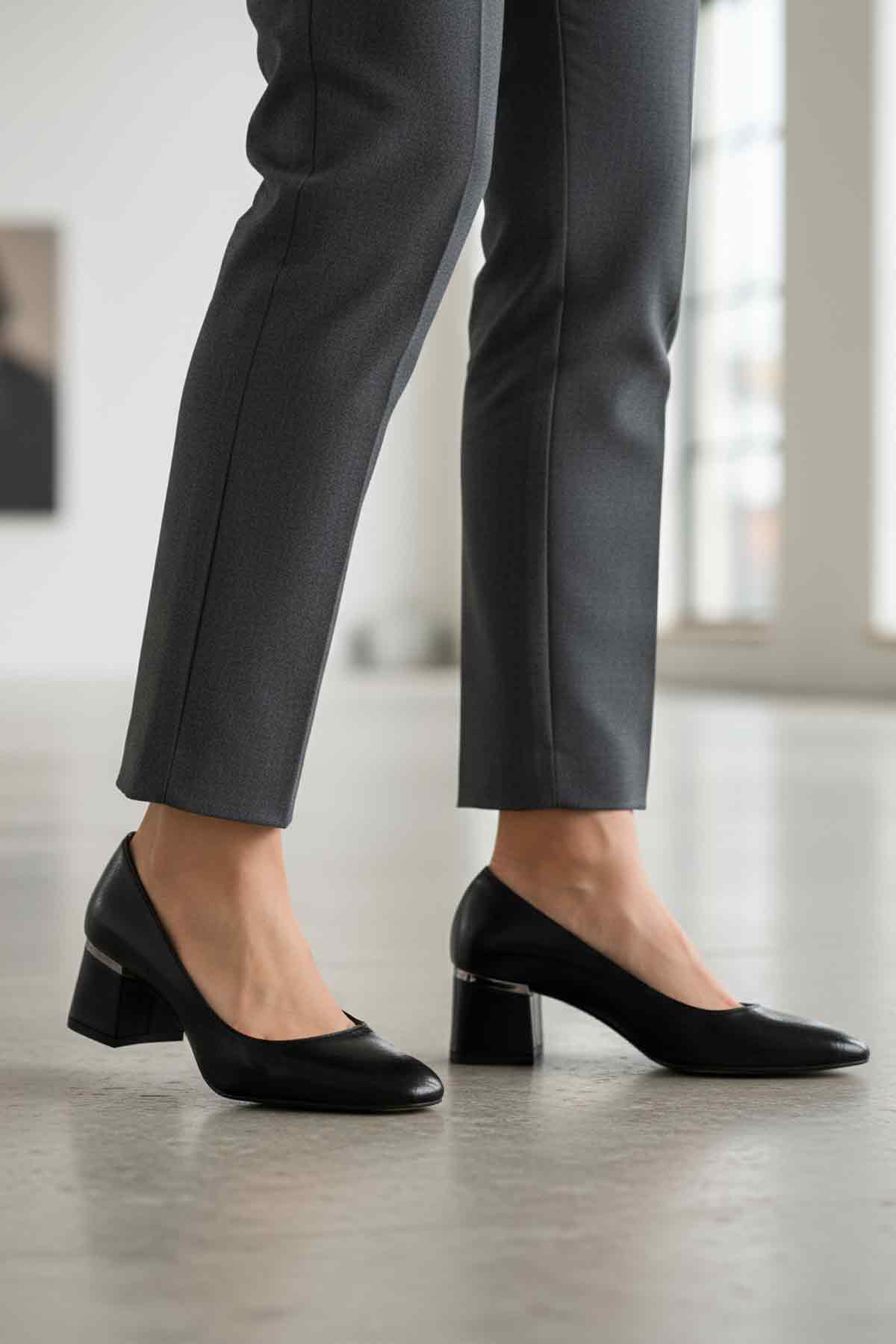 Ayakmod Ayakmod 357184 Z Siyah Yılan Kadın Abiye Ayakkabı Klasik Ayakkabı Ofis Ayakkabısı Flo'da! Siyah - 2. görsel