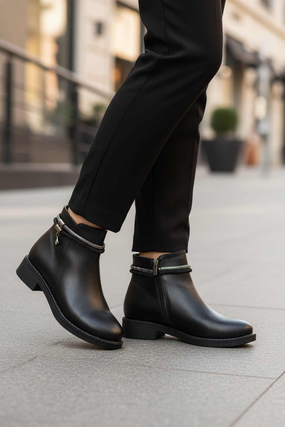Ayakmod Ayakmod 325126 Z Siyah Cilt Kadın Bot Flo'da! Siyah - 2. görsel