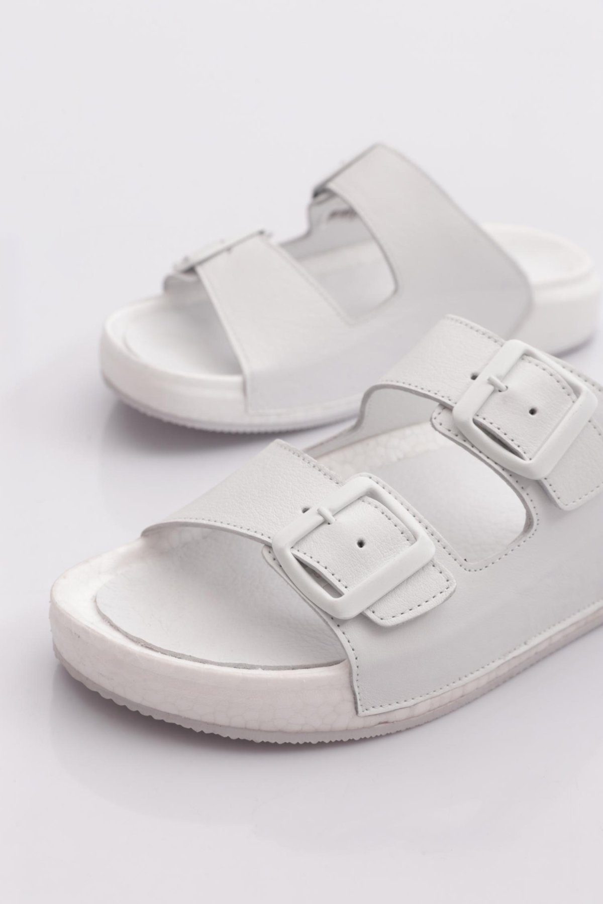 Dgn Dgn Beyaz 6970 Kadin Terlik Flo'da! Beyaz - 5. görsel