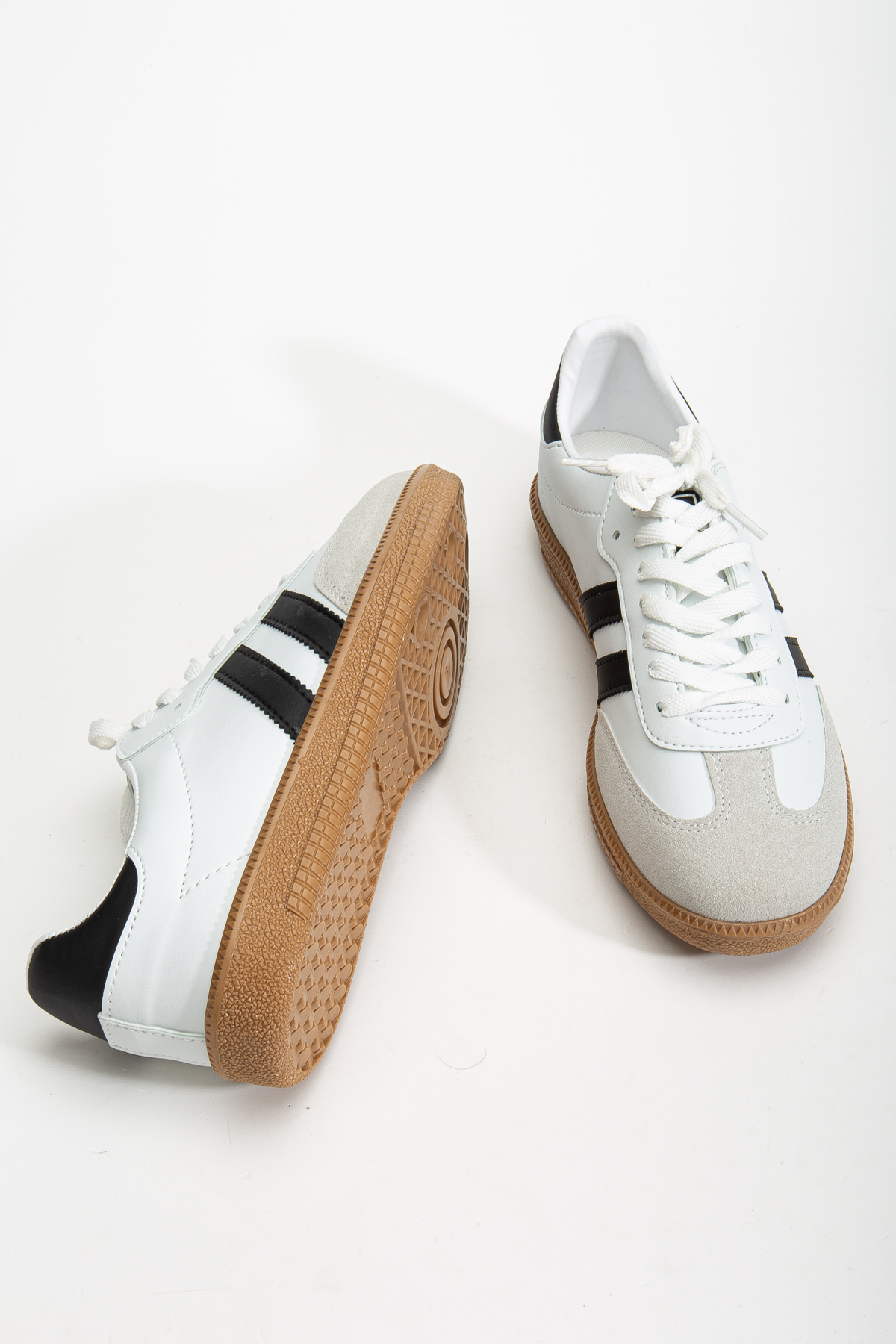 レトロ　SONSCO　牛 ADIDAS ORIGINALS Song for the Mute x adidas Taekwondo 