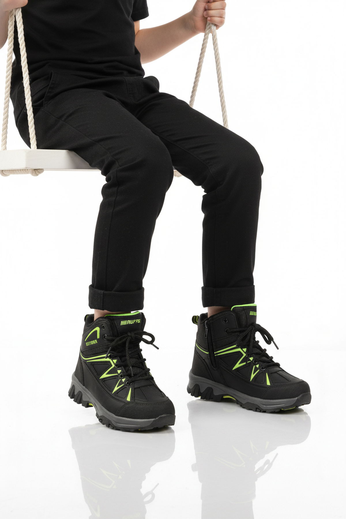 A Spor Siyah A Spor Aspor Çocuk Bot