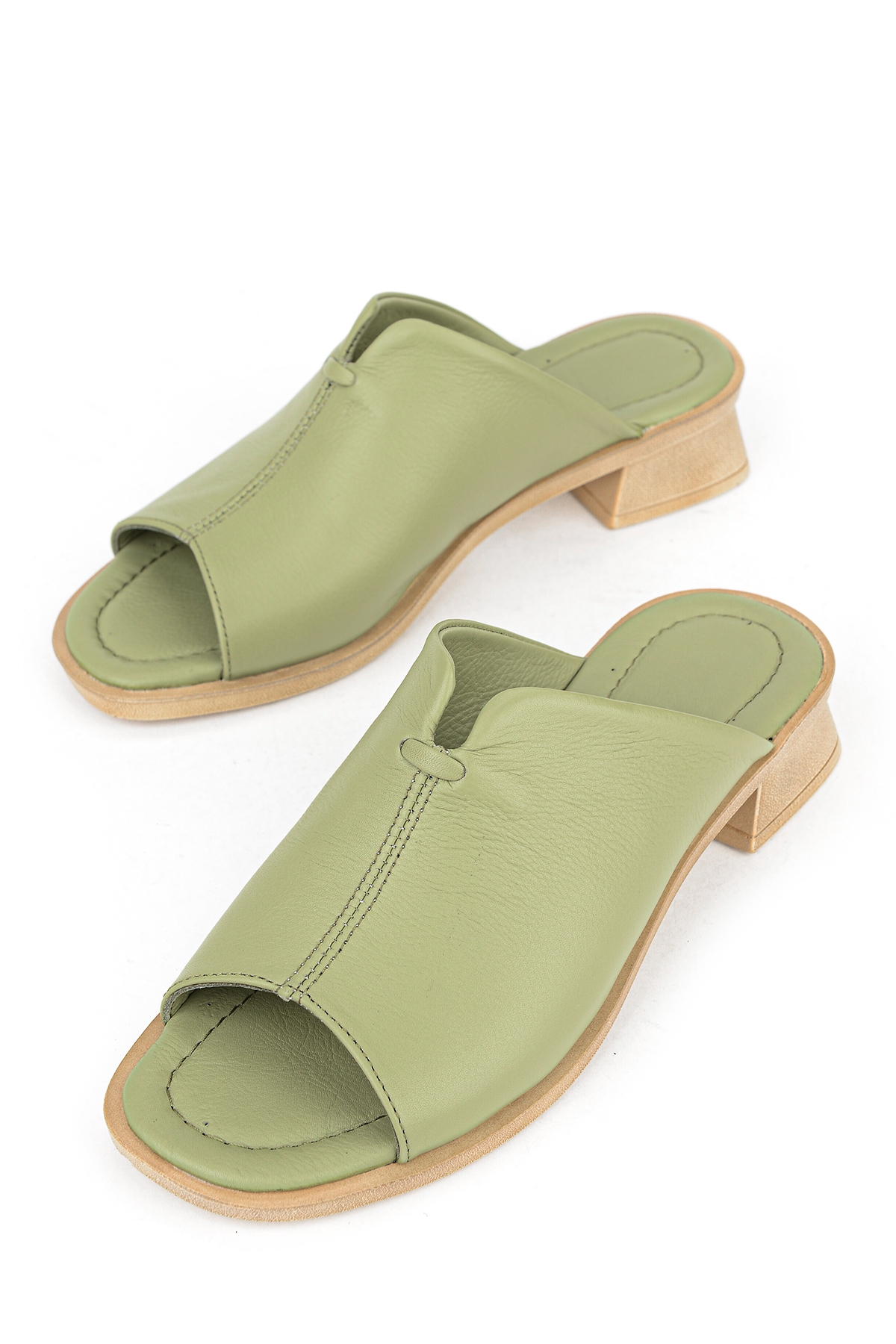 Ziya Siyah Ziya Hakiki Kadın Deri Topuklu Terlik 1611020Z6189