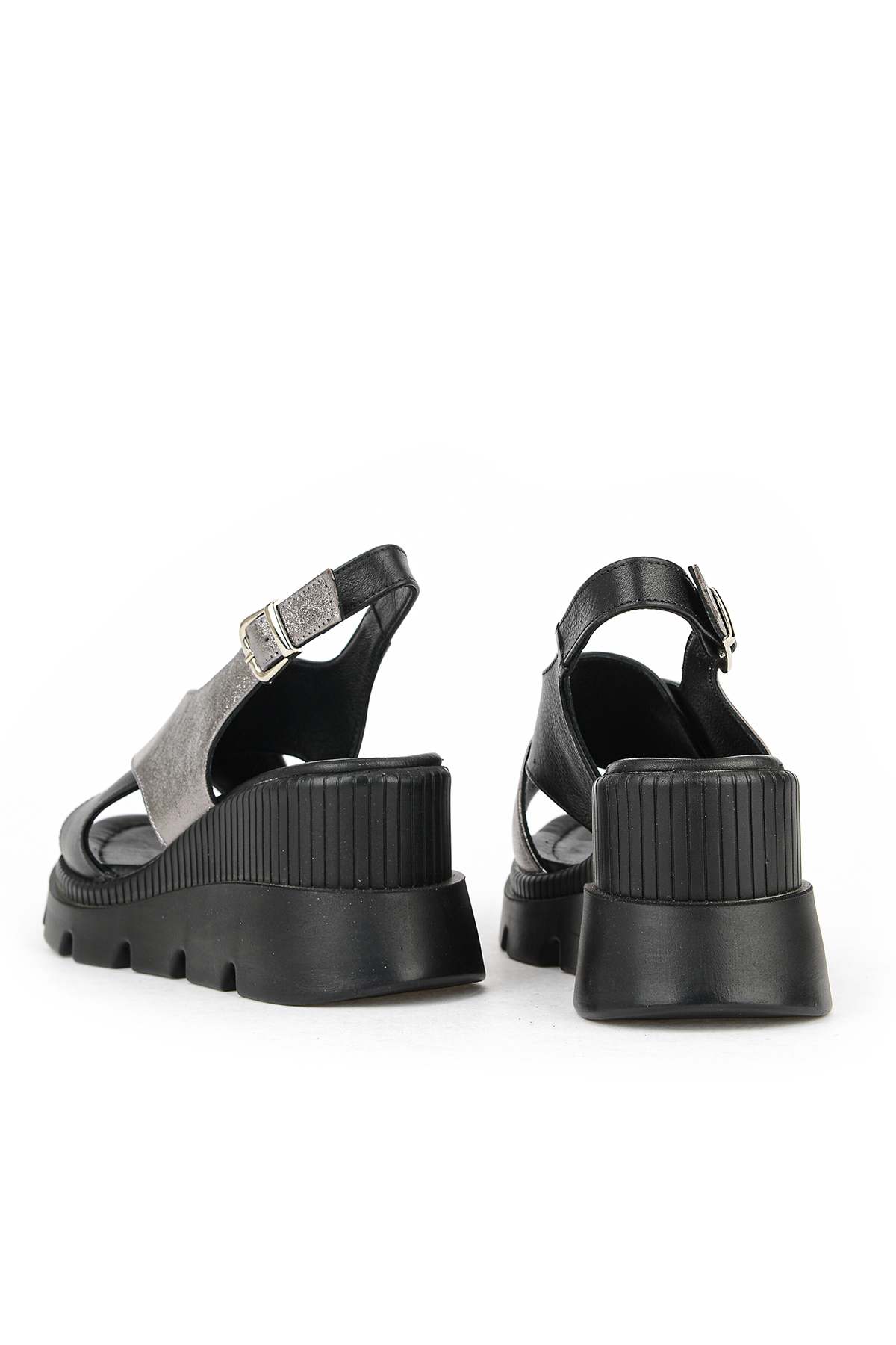 Ziya Bej Ziya Hakiki Deri Kadın Dolgu Topuk Sandalet 1611020Z2005