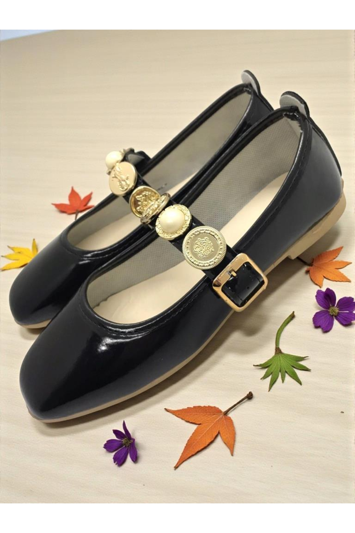 Ellaboni Beyaz Ellaboni Mary Jane Kadın Parlak Rugan Babet Şık Tuğra Tokalı Ortopedik Taban Günlük Ev Ofis Ayakkabısı Babet