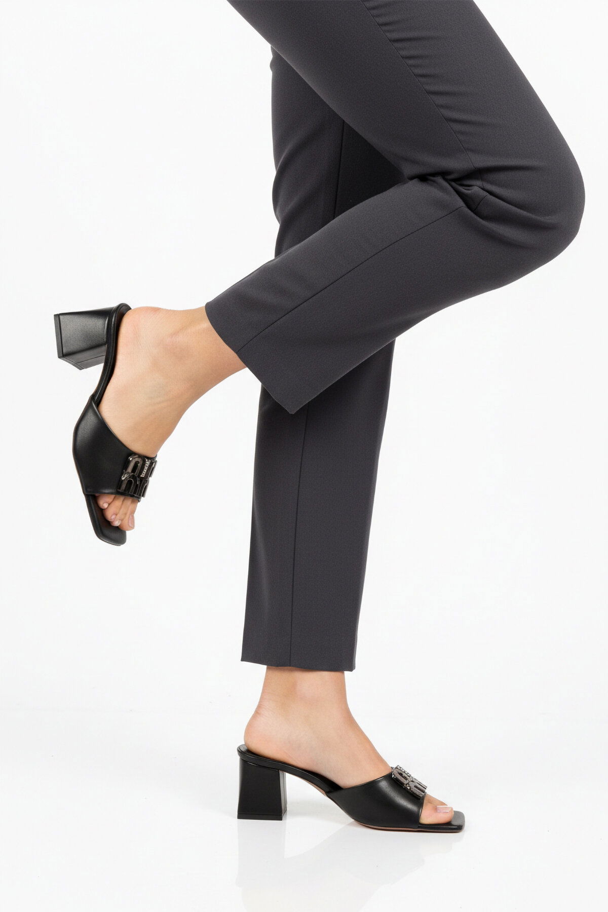 Ayakmod Siyah Ayakmod Hafif Kadın Topuklu Terlik 467060 Z