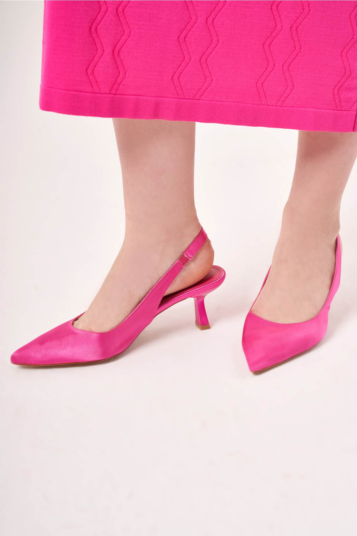 Mizalle Pembe Mizalle Arkasi Fuşya Saten Stiletto