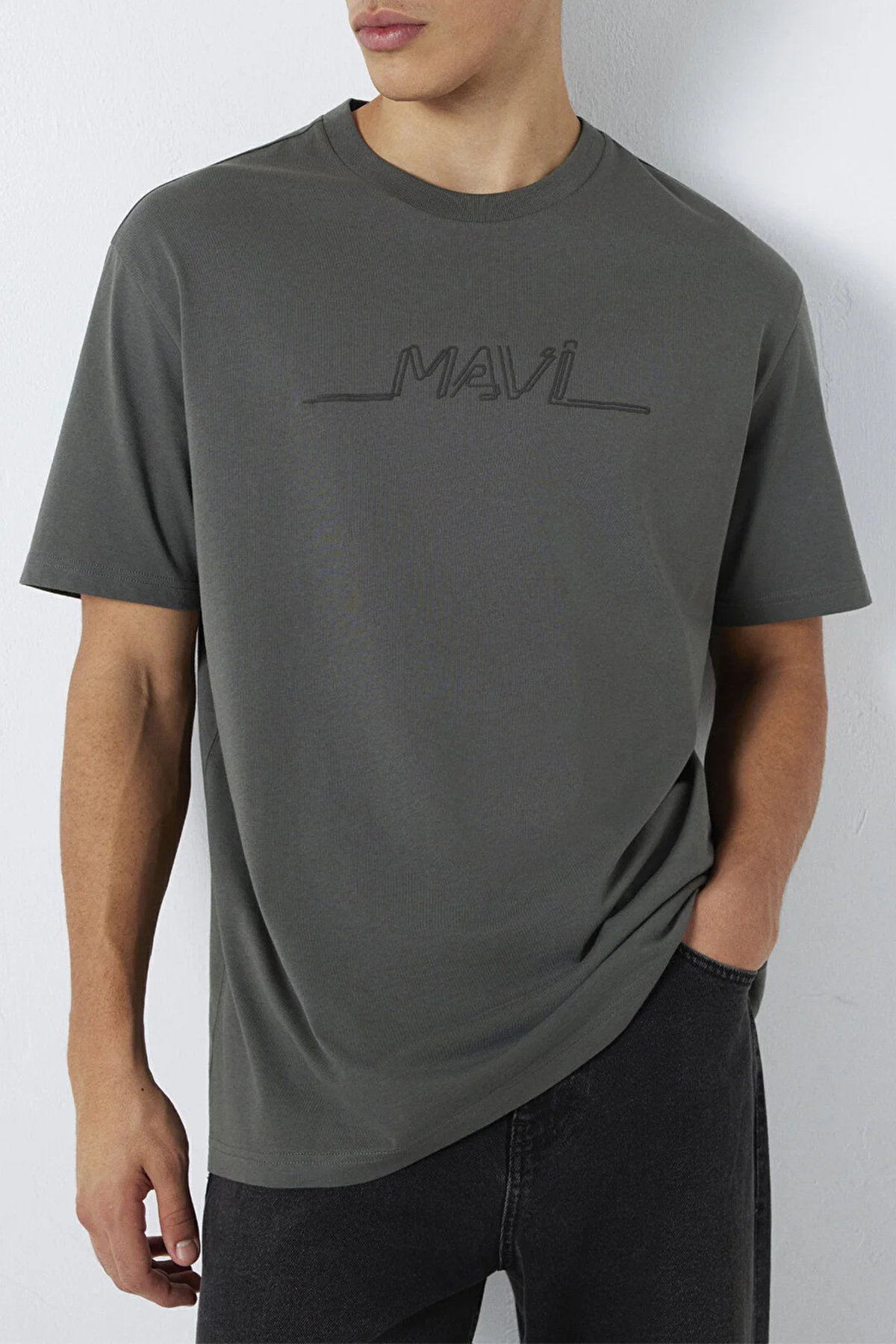 Erkek T Shirt 0612733-70092 ANTRASİT Fiyatları - 201767900 | Flo