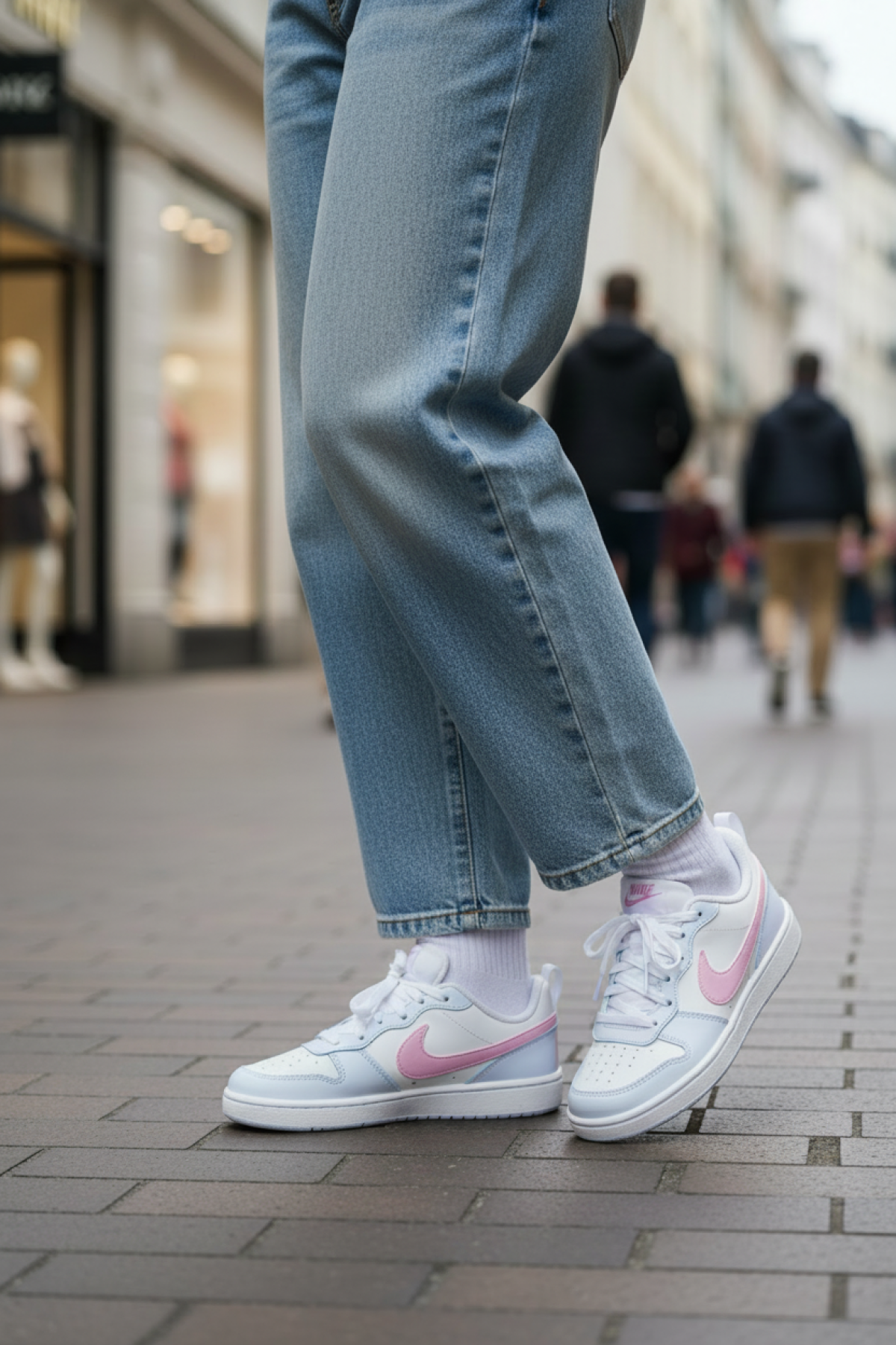 Nike Beyaz Nike Borough Low COURT JES (GS Unisex Sneaker