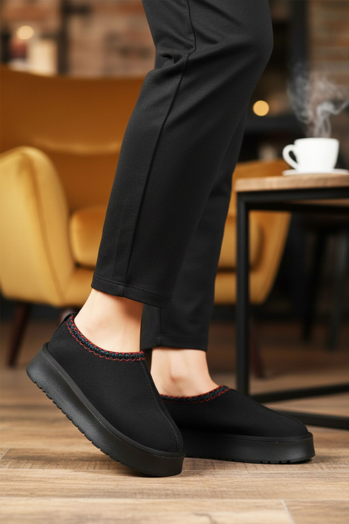 A Spor Siyah A Spor Aspor İçi Kürklü Kadın Casual Ayakkabı