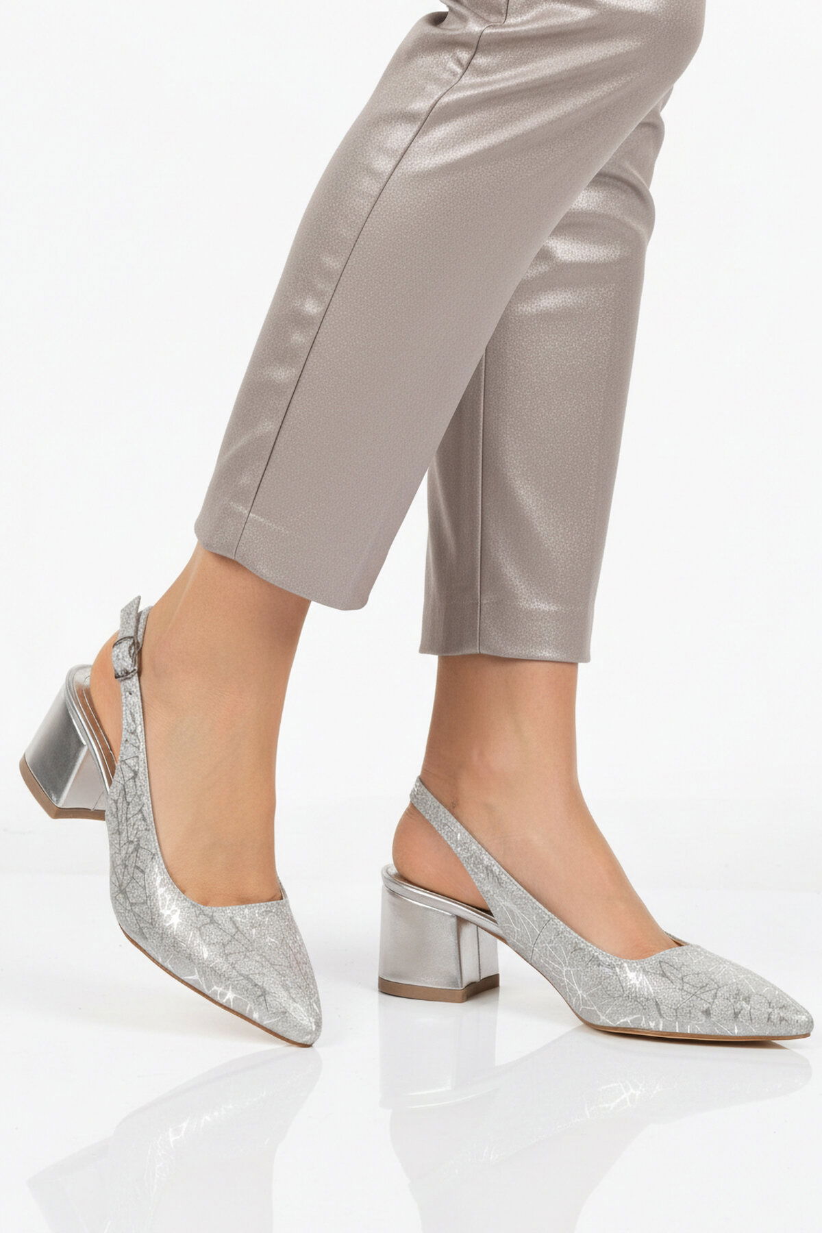 A Spor Sarı A Spor Aspor Platin Kadın Abiye Ayakkabı