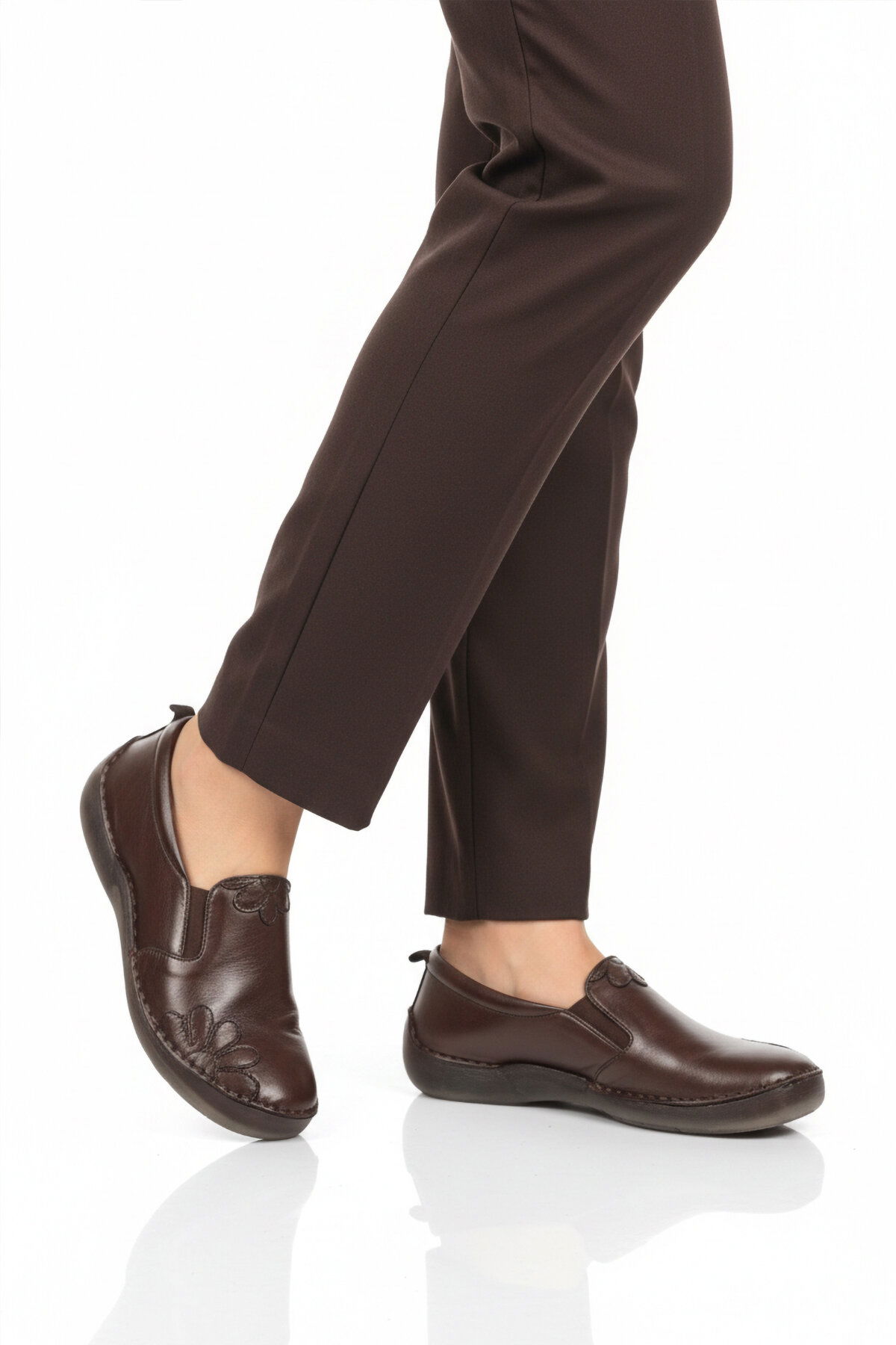 Ayakmod Bej Ayakmod Premium Hakiki Deri Anatomik Kadın Casual Ayakkabı 44404 Z