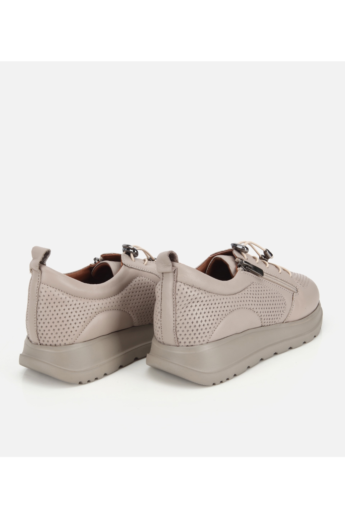 Hotiç Beyaz Hotiç Hotiç Deri Kadın Bağcık Detaylı Spor Ayakkabı