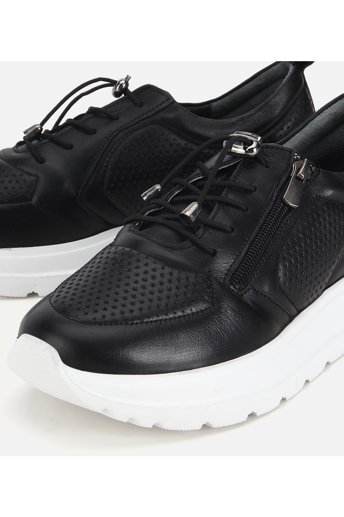 Hotiç Beyaz Hotiç Hotiç Deri Kadın Bağcık Detaylı Spor Ayakkabı