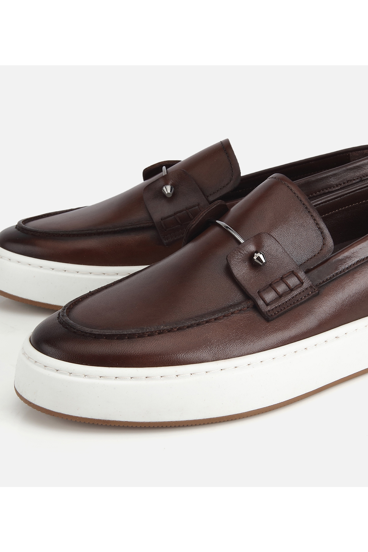 Hotiç Kahverengi Hotiç Hotiç Deri Erkek Metal Detaylı Günlük Loafer