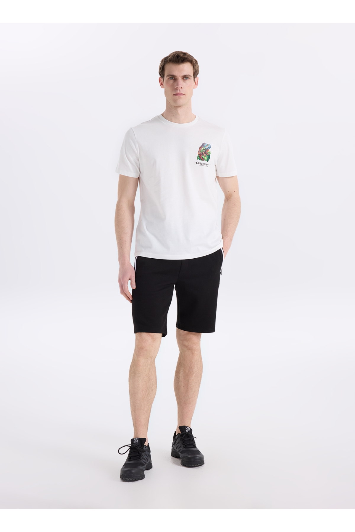 D6SM-TST3681 Kırık Beyaz Bisiklet Yaka Relaxed Fit Erkek T-Shirt