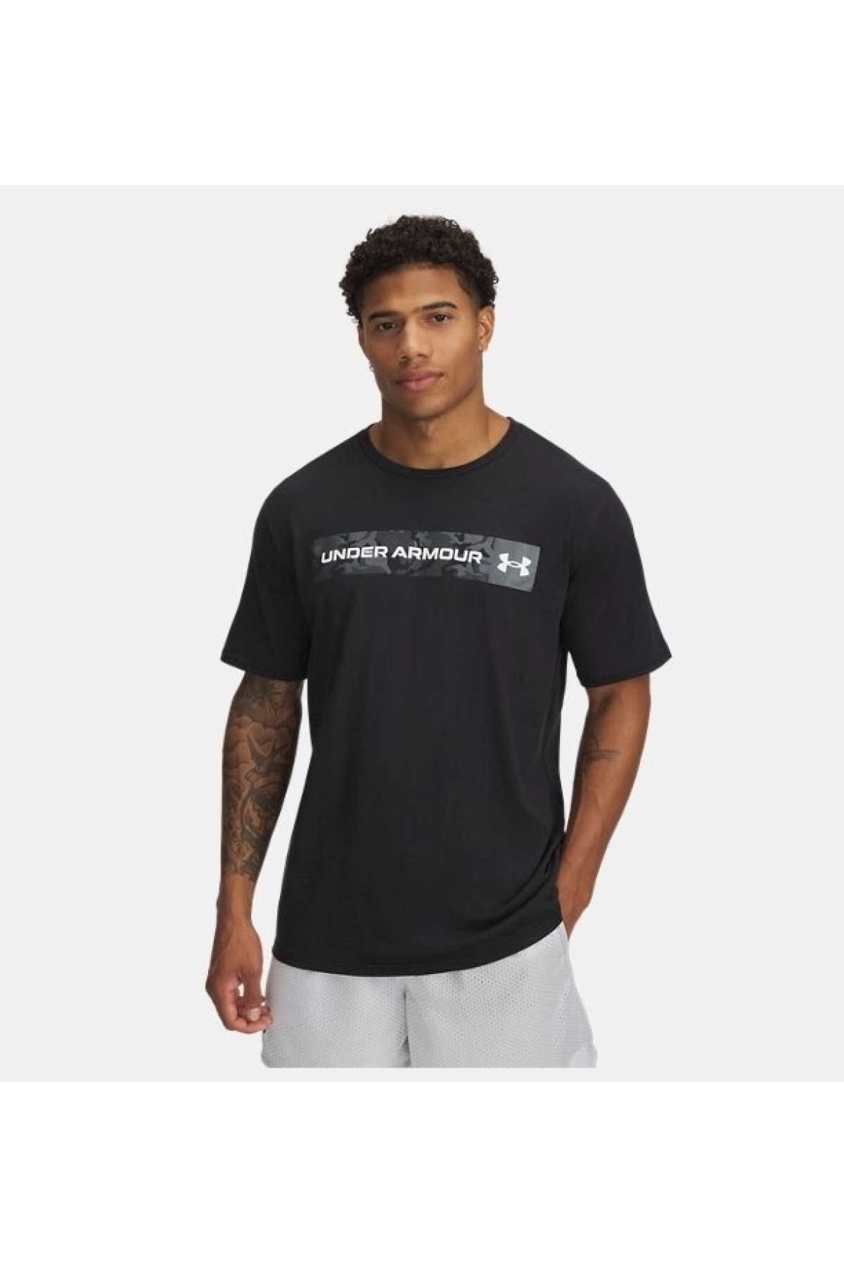 Ua Camo Chest Stripe Ss Erkek T-Shirt 1376830-002 Fiyatları | Flo
