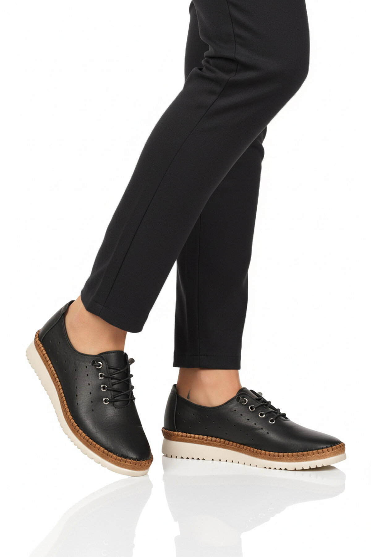 Ayakmod Siyah Ayakmod Hakiki Deri Ortopedik Kadın Casual Ayakkabı 508 Z