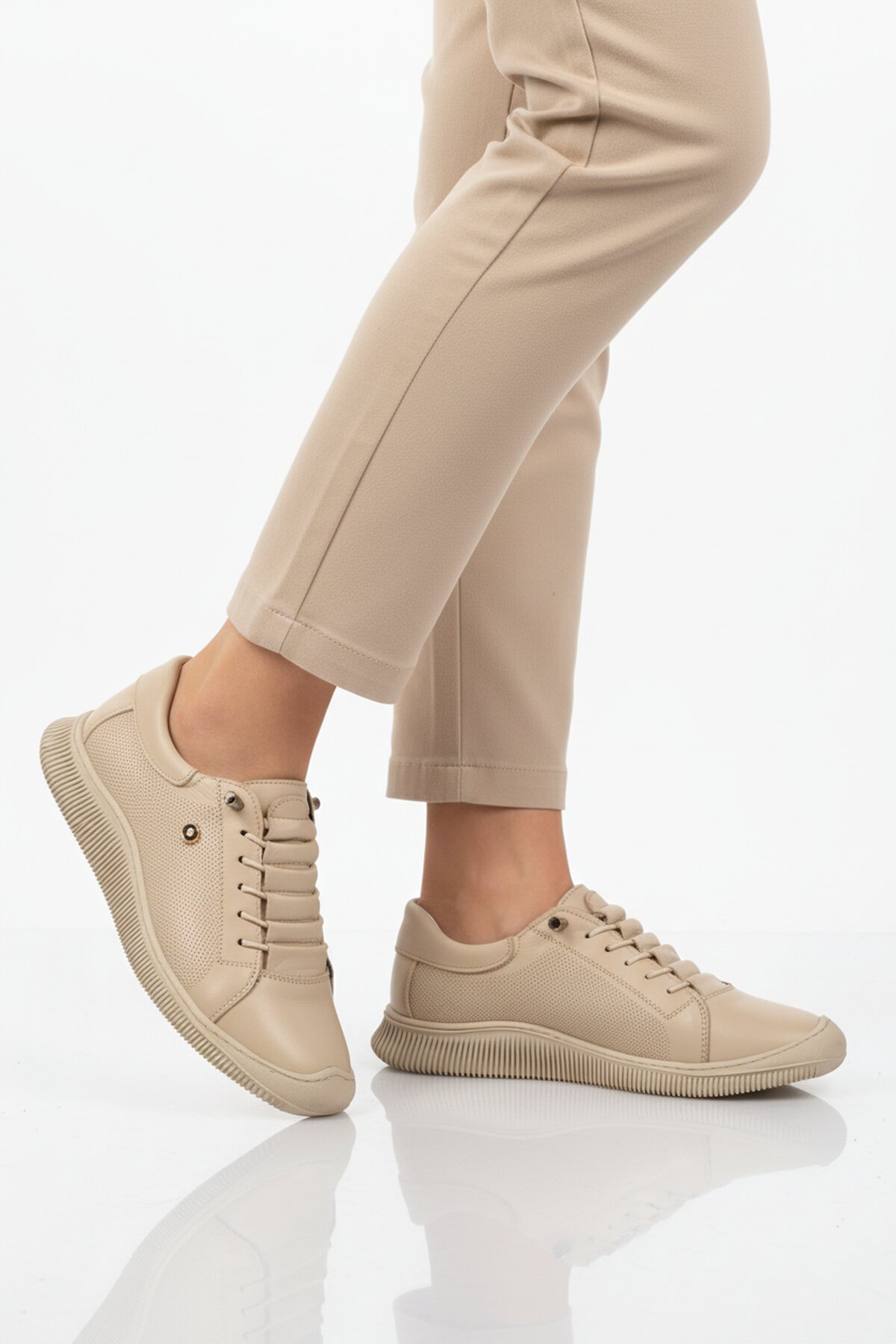 Ayakmod Bej Ayakmod Hakiki Deri Ortopedik Kadın Casual Ayakkabı 5605 Z