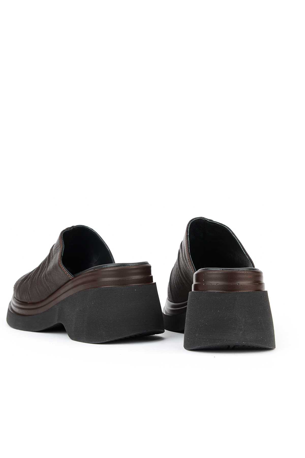 Ziya Bej Ziya Hakiki Kadın Deri Topuklu Terlik 161992Z64023