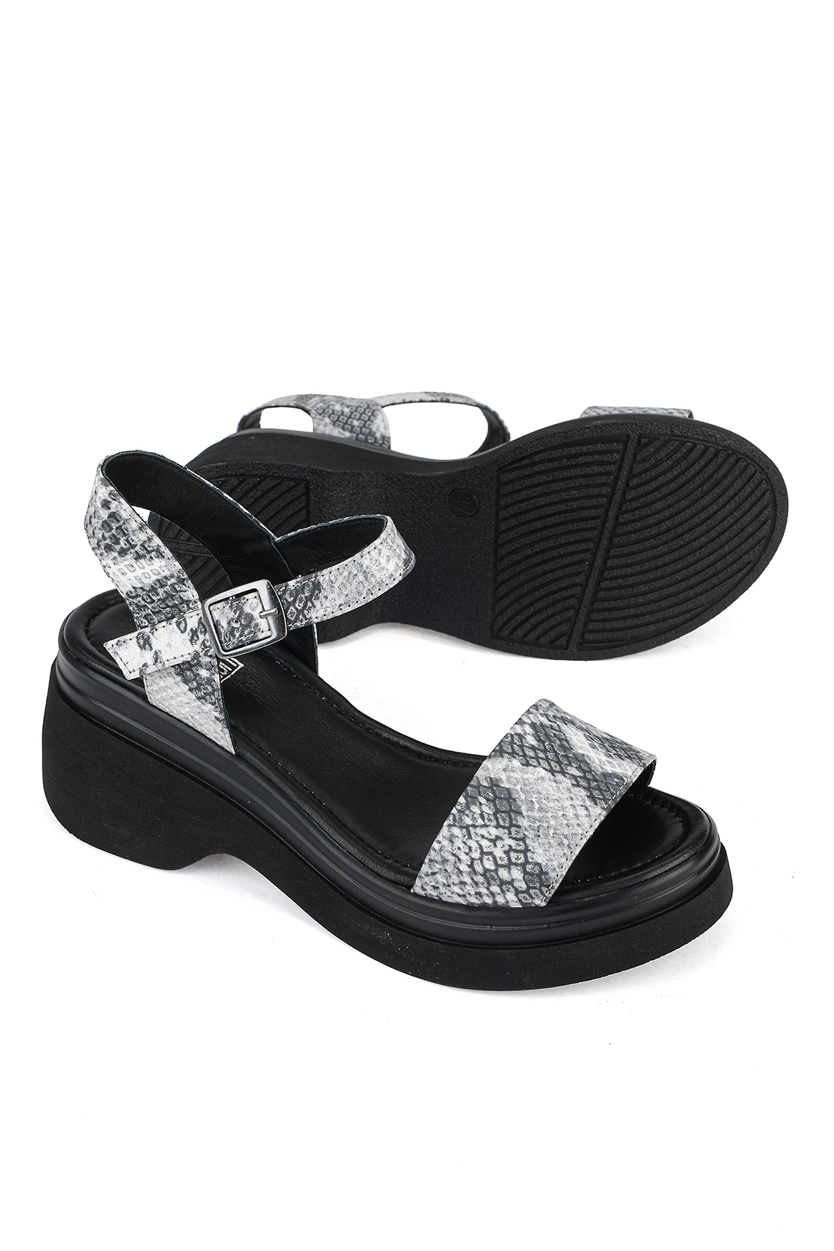 Ziya Siyah Ziya Hakiki Kadın Deri Topuklu Sandalet 161992Z64028