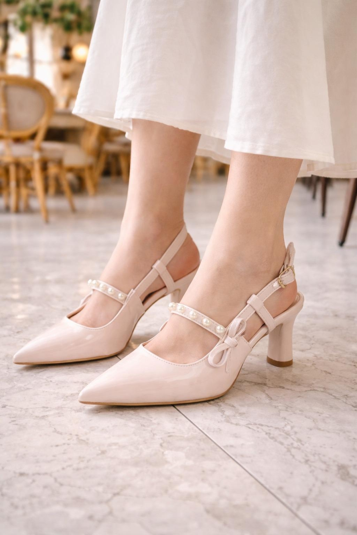 Odesa Ayakkabı Siyah Odesa Ayakkabı Odesa Sivri Kadın Burun İnci Detaylı Slingback İnce Topuk Rugan