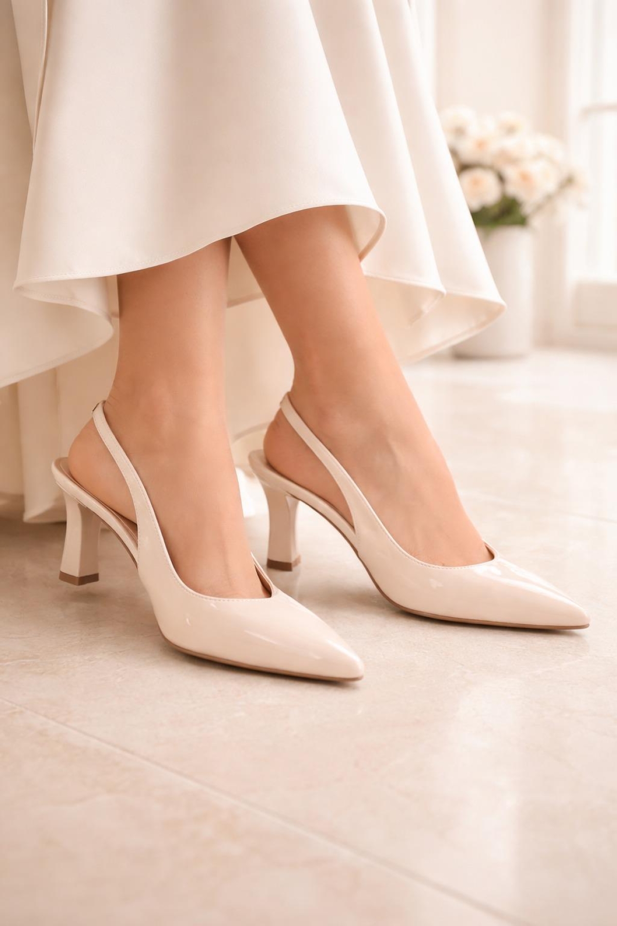 Odesa Ayakkabı Bej Odesa Ayakkabı Odesa Zarif Tasarımlı Sivri Burun Kadın