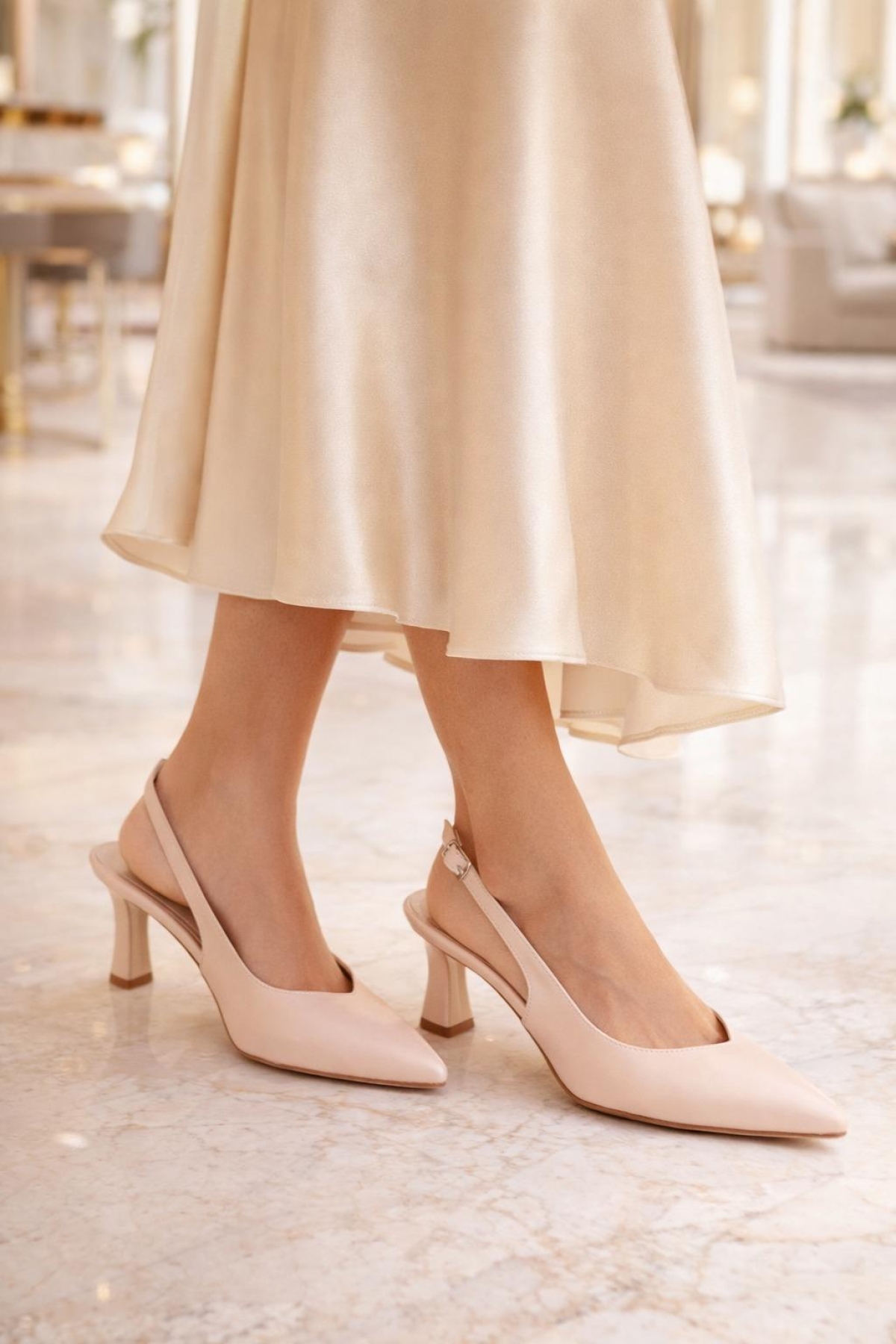 Odesa Ayakkabı Bej Odesa Ayakkabı Odesa Zarif Tasarımlı Sivri Burun Kadın