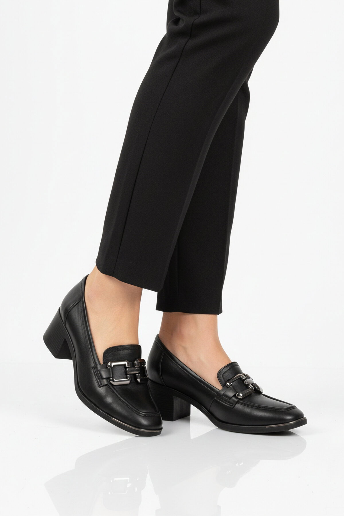 A Spor Bej A Spor Hakiki Deri Kadın Topuklu Ayakkabı