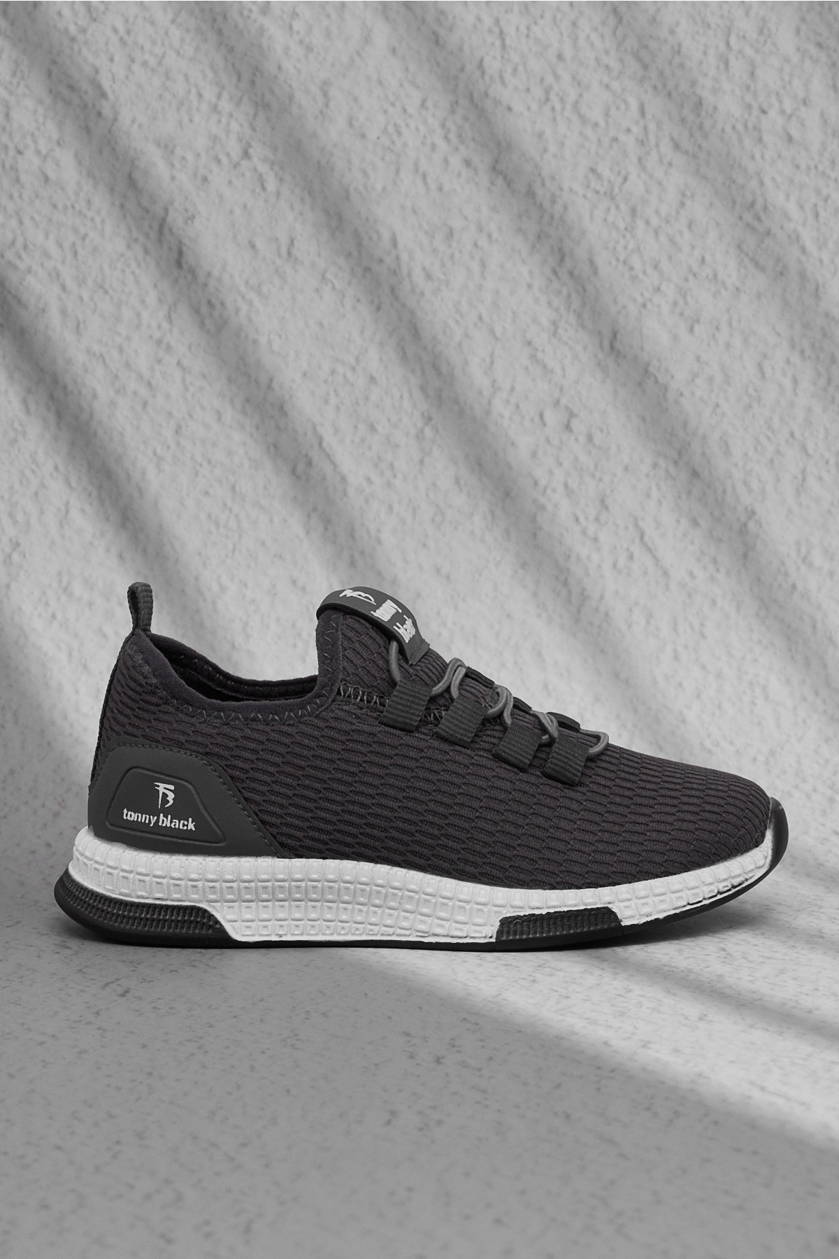 Tonny Black Siyah Tonny Black Rahat Kalip Çocuk Unisex Ayakkabı