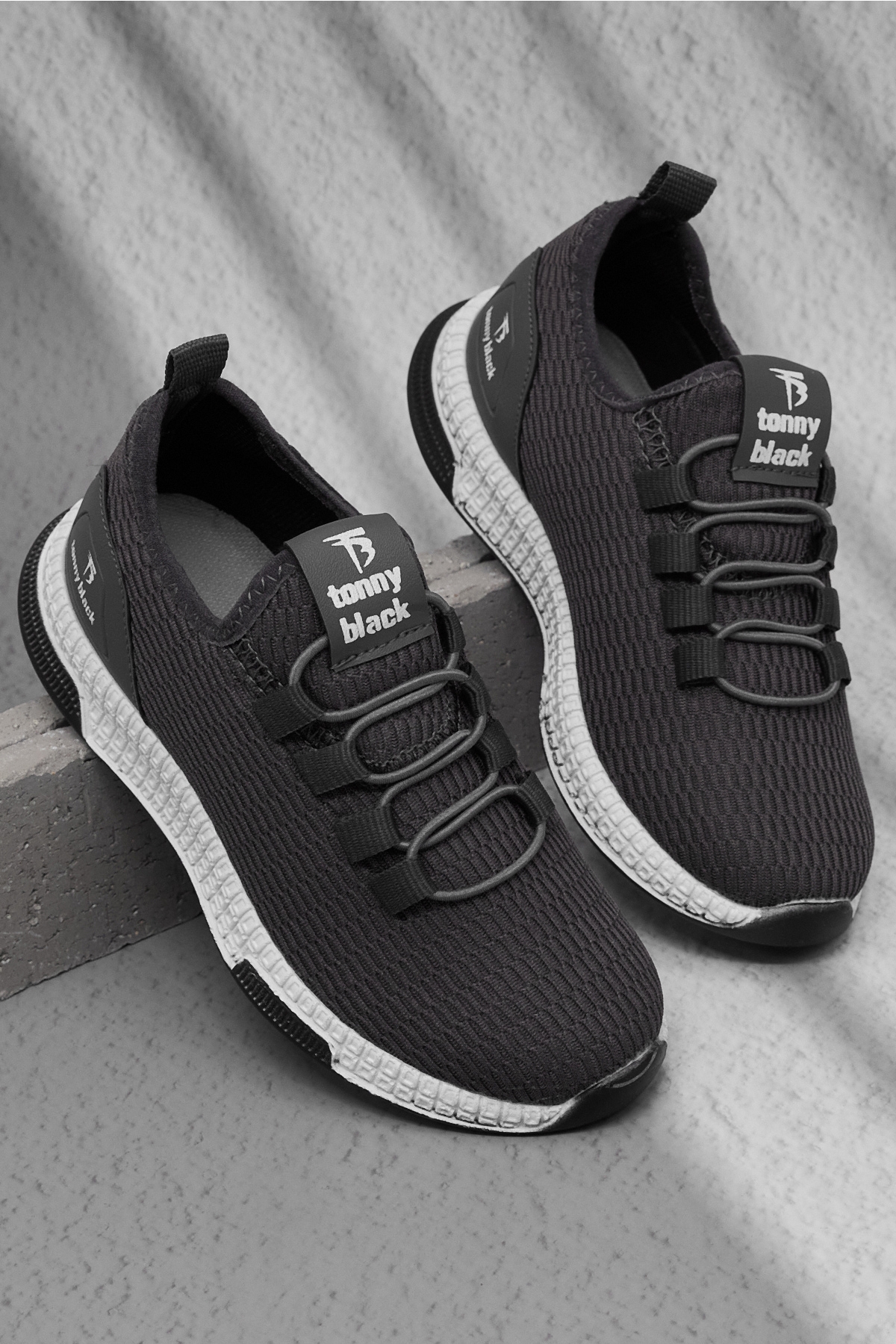 Tonny Black Siyah Tonny Black Rahat Kalip Çocuk Unisex Ayakkabı