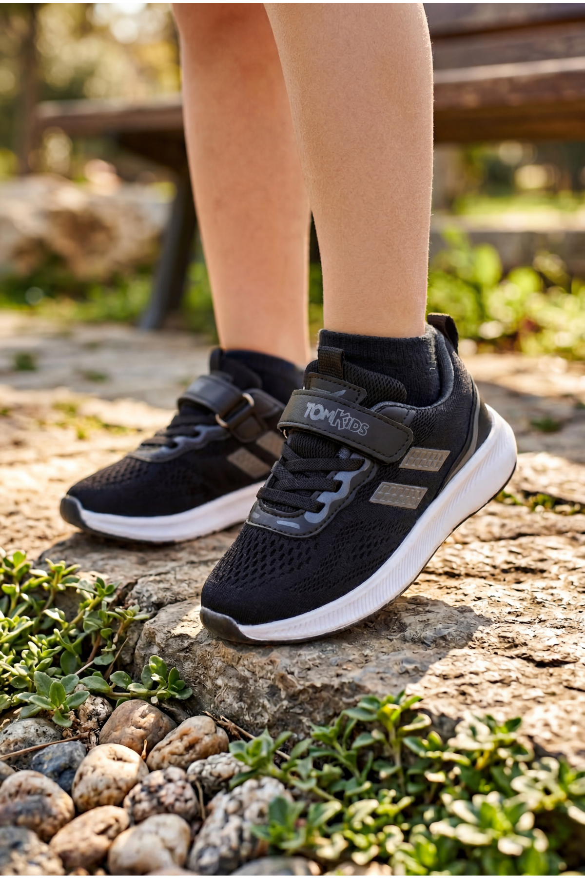 Tonny Black Beyaz Tonny Black Rahat Kalip Çocuk Unisex Nefes Alabilen Cırtlı Bağcıklı Sneaker