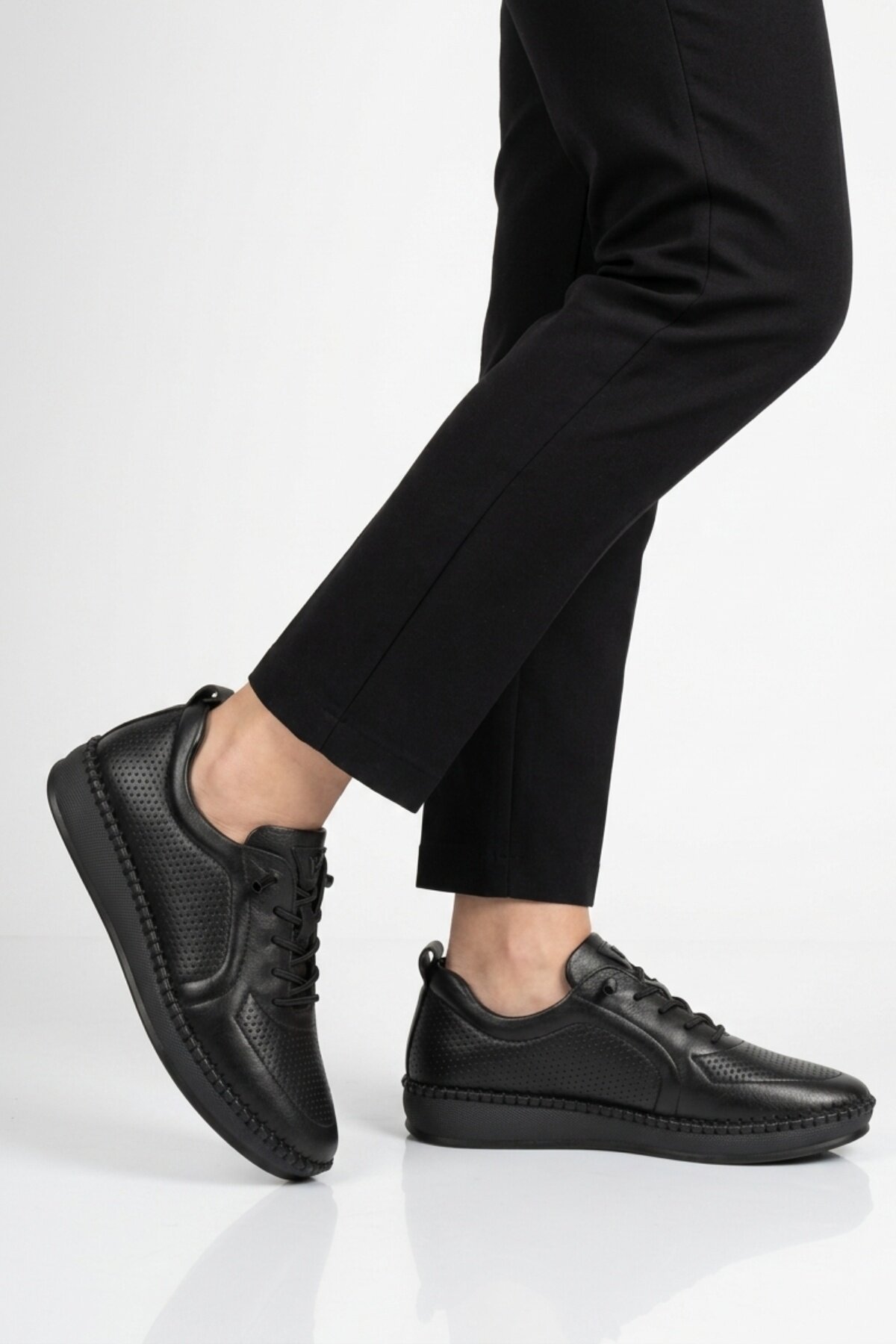 Voyager Siyah Voyager Hakiki Deri Anatomik Kadın Casual Ayakkabı Z094 Z