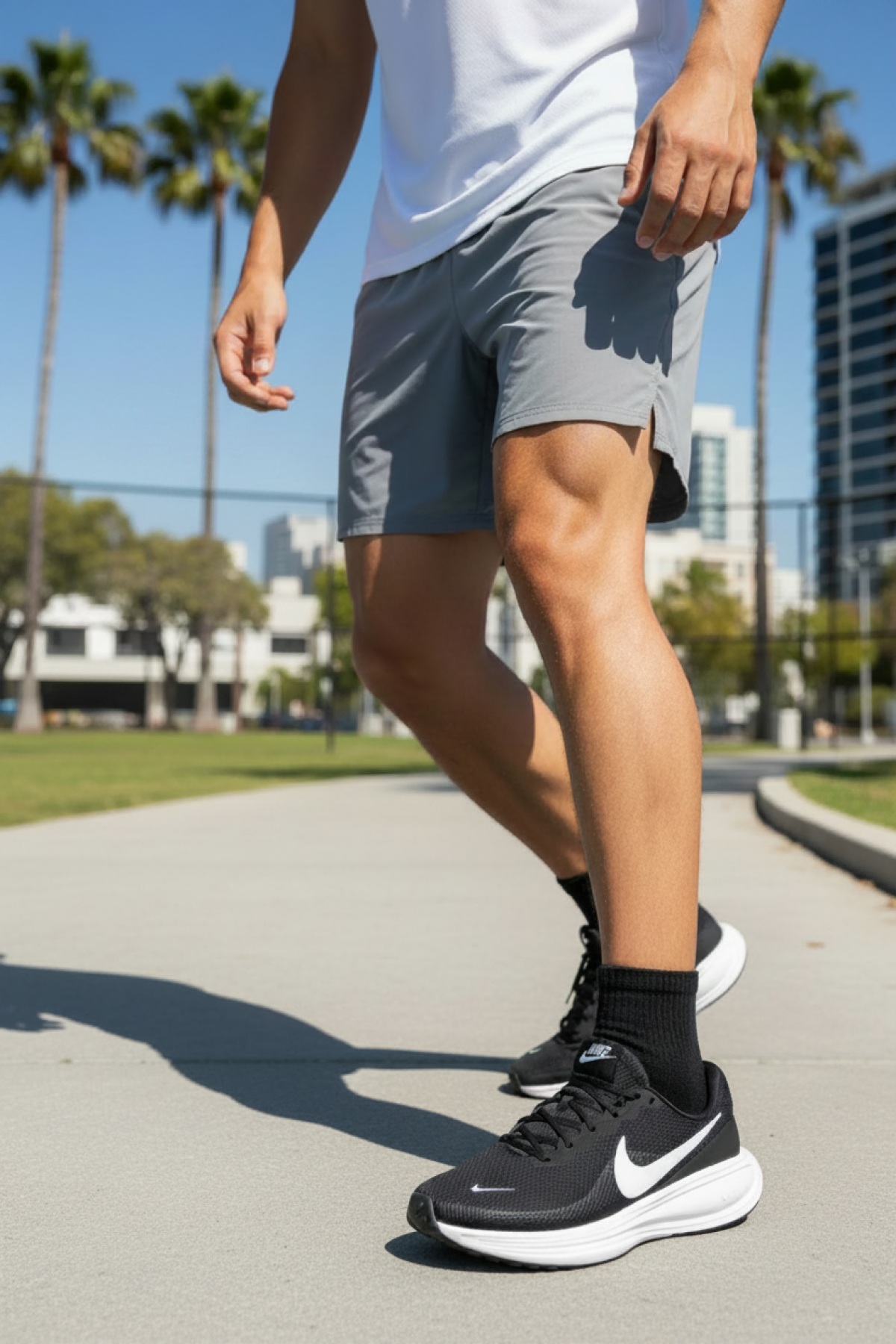 Nike Siyah Nike Revolution 8