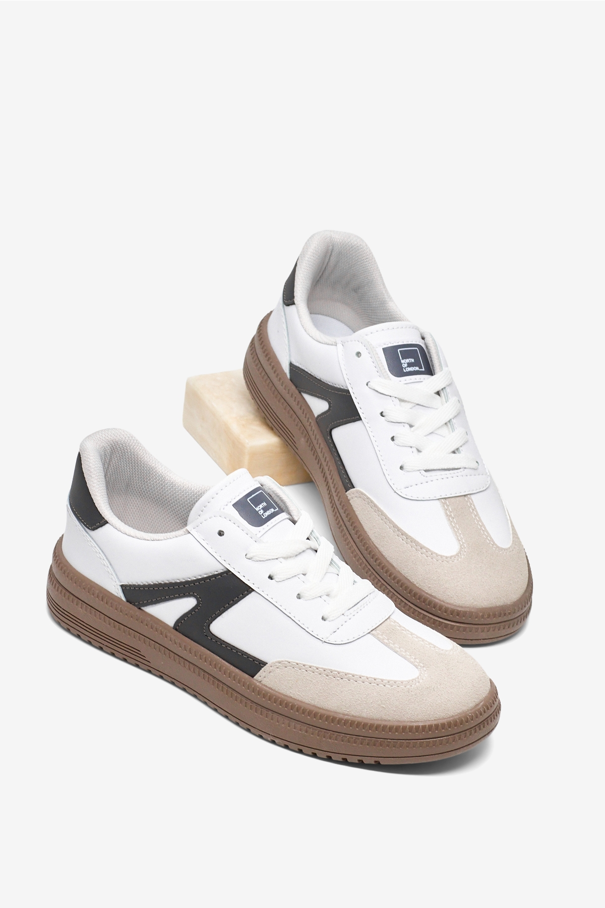 Tonny Black Beyaz Tonny Black Rahat Kalip Kadın Kauçuk Taban Bağcıklı Sneaker