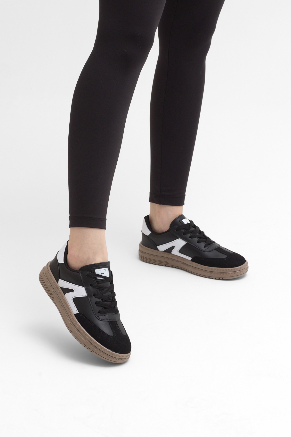 Tonny Black Beyaz Tonny Black Rahat Kalip Kadın Kauçuk Taban Bağcıklı Sneaker
