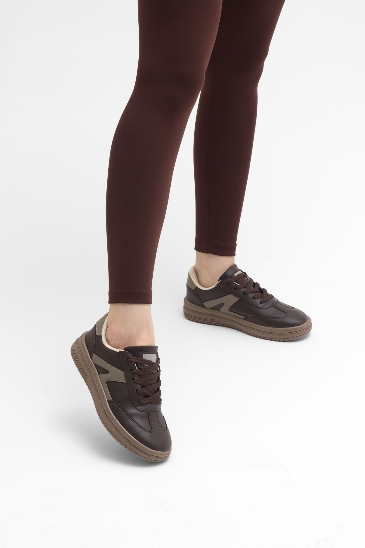 Tonny Black Beyaz Tonny Black Rahat Kalip Kadın Kauçuk Taban Bağcıklı Sneaker