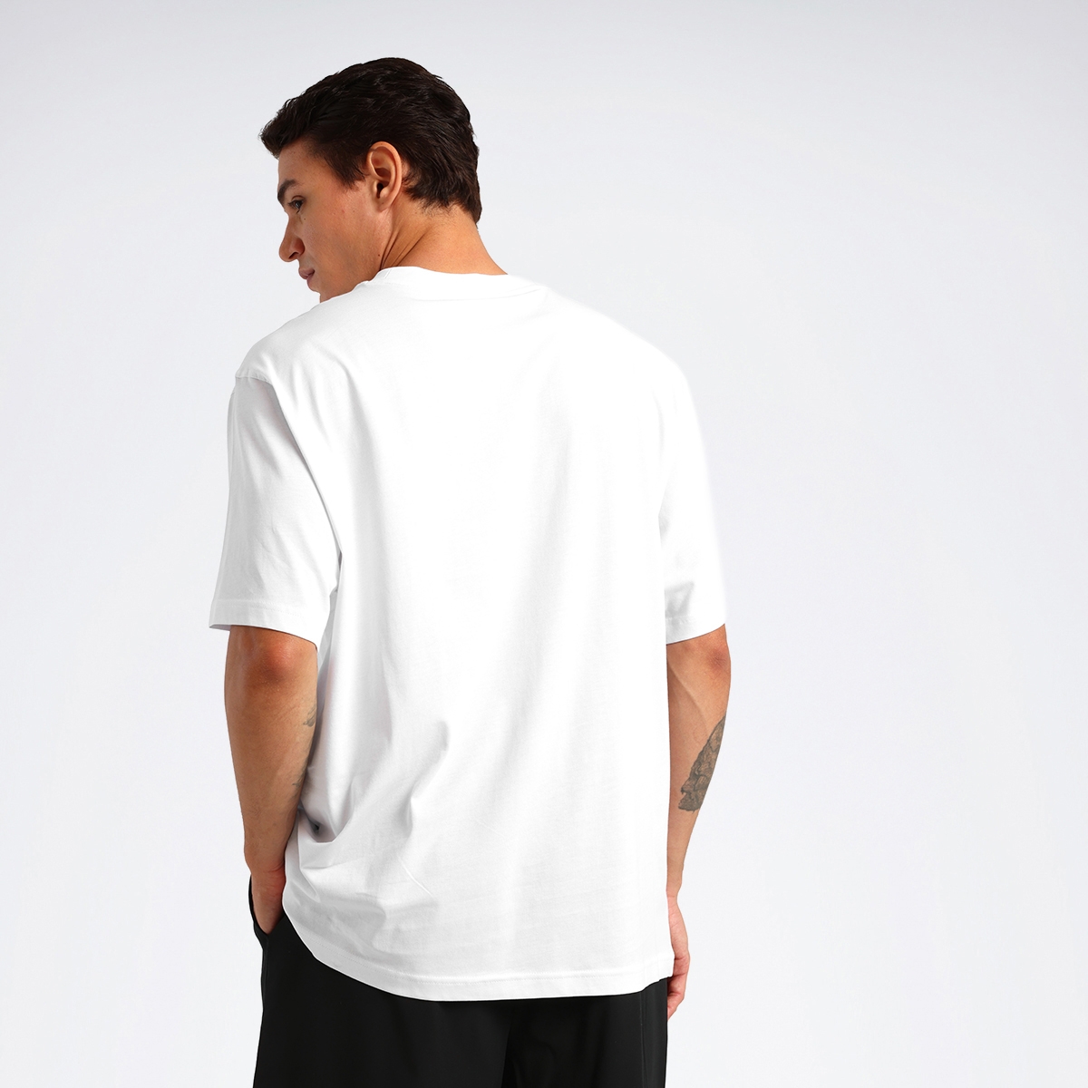 ウェア Reebok TUCHE TEE Beyaz Erkek Kısa Kol T-Shirt - Reebok