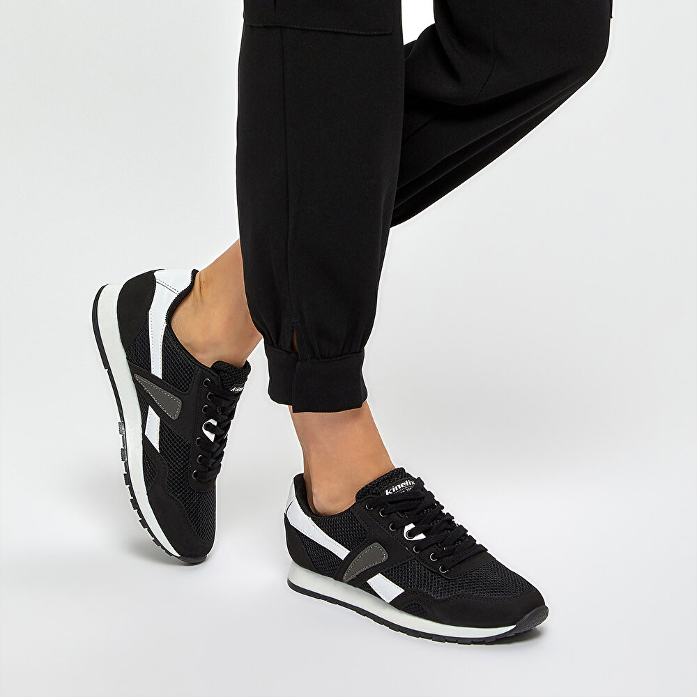 Kinetix Elsa Siyah Kadin Spor Ayakkabi 100495771 Flo