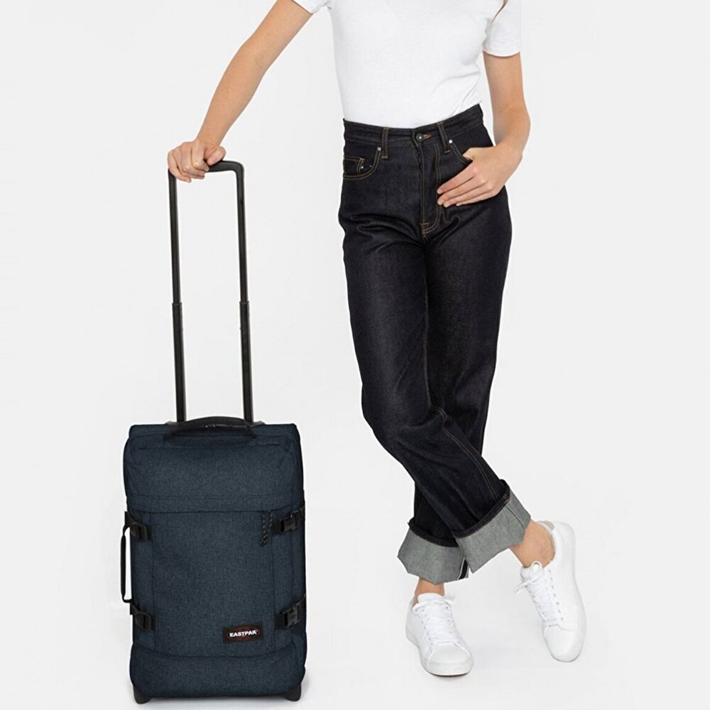 eastpak unisex upright kabin boy valiz