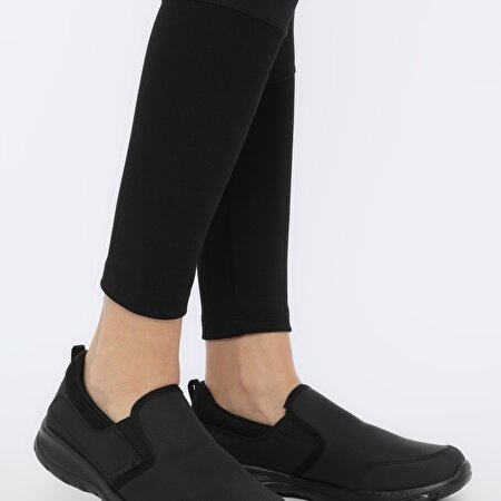 LIPONIS WMN PU Siyah Kadın Comfort Ayakkabı