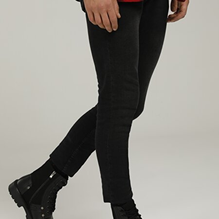 DMS-26 C 19 Siyah Erkek Postal
