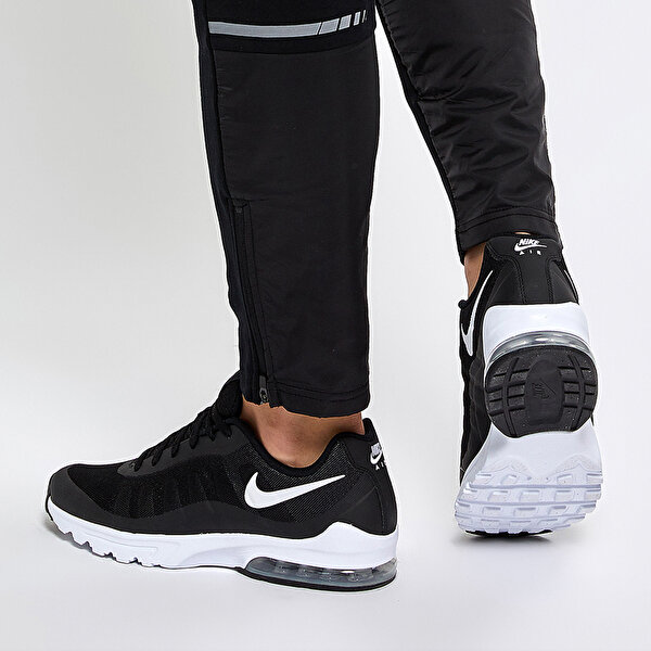 nike air max invigor instreet