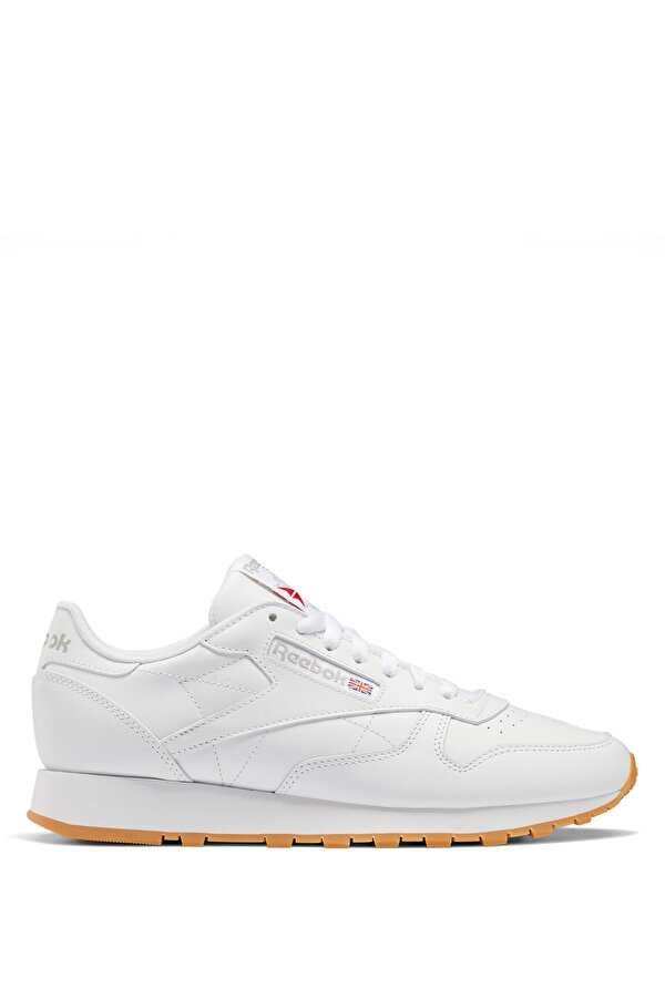 White classic reebok sneakers top