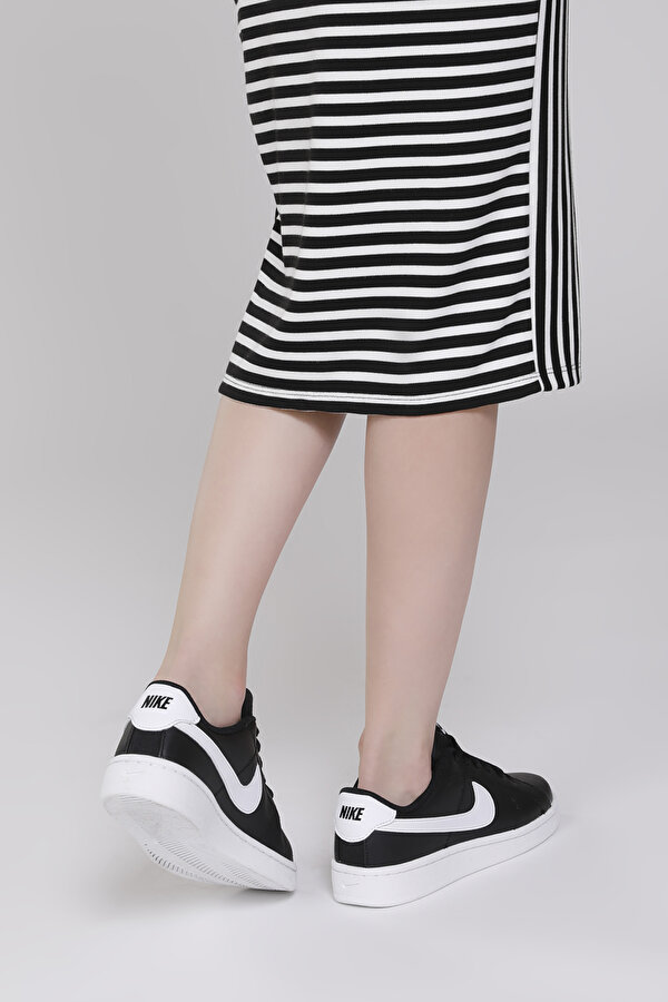 Nike Wmns Nike Court Royale 2 Черный Женщина Полуботинки