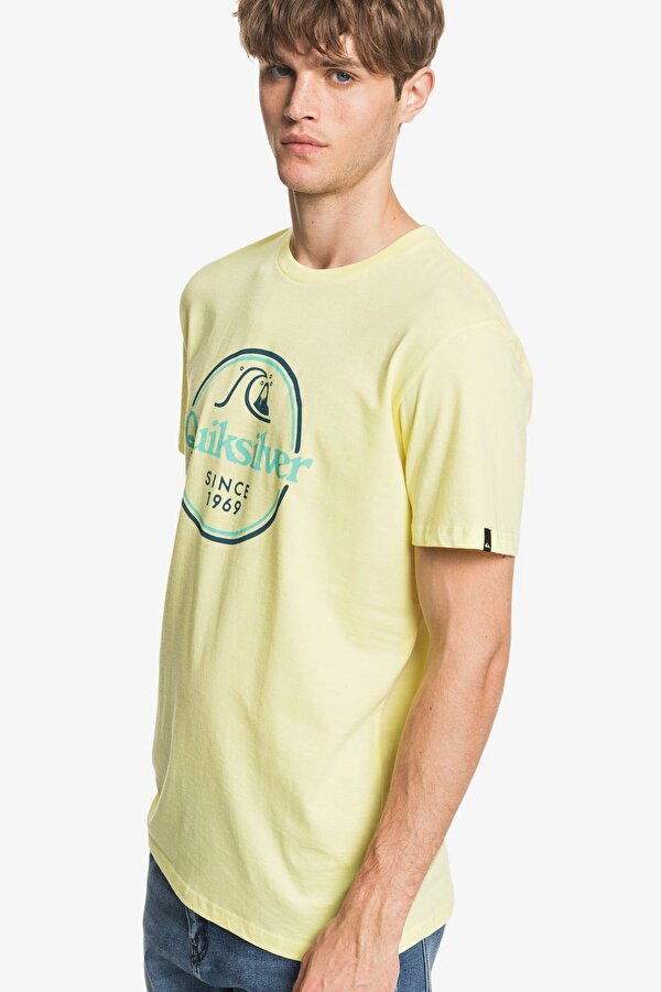 Quicksilver горнолыжная куртка. Куртка quiksilver malacara. Quiksilver одеждаыуболка. Футболка quiksilver since 1969. Светло желтый специальное предложение quiksilver.