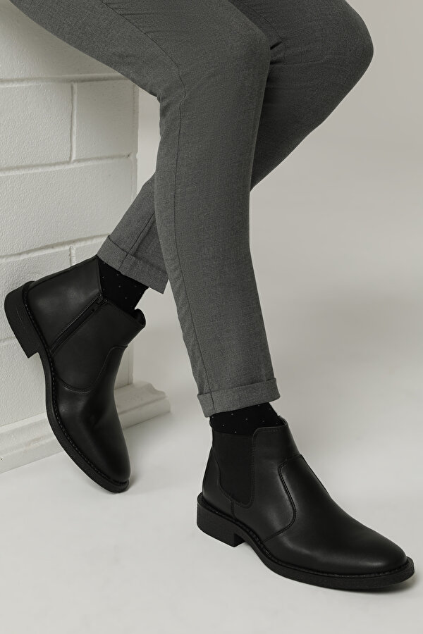 22945 1 PR BLACK Man Chelsea Boots
